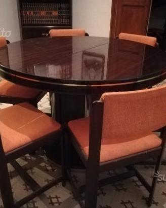 Arredo salotto: tavolo mobile e libreria
