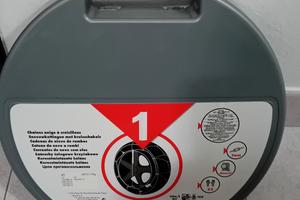 Catene da neve nuove mai usate 