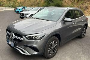 Mercedes-Benz GLA 250 e Plug-in hybrid Automa...
