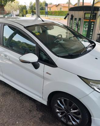 Ford Fiesta 1.5 TDCI St line