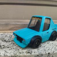 Hot Wheels Nissan Skyline 2000 caricatura