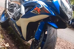 Suzuki GSX R 600 K8