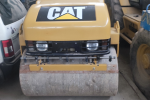 Cat cb224