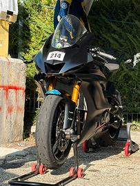 Yamaha R6 2024