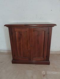 Mobiletto arte povera