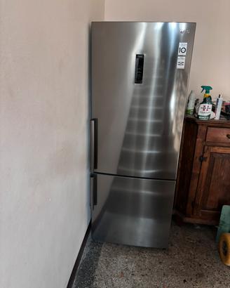 Frigo LG GBB567PZCMB 3 ripiani, Dimensioni: L 70,5