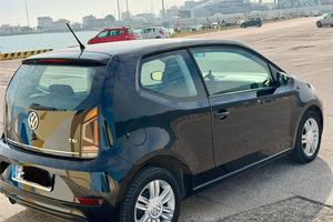 VW UP TSI 90 CV