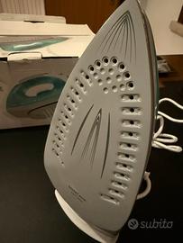 Ferro da stiro vapore nuovo 10€