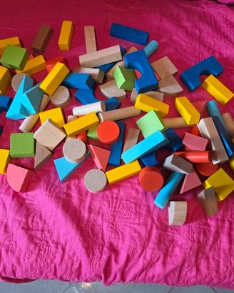 Gioco  bimbo bimbe forme geometriche