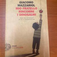 MIO FRATELLO RINCORRE I DINOSAURI