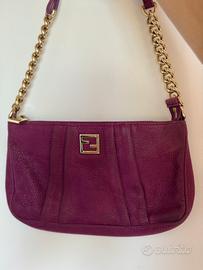 FENDI Pleated FF Chain Pochette in Pelle Viola