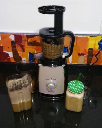 Estrattore a freddo frutta e verdura Klarstein