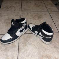 Nike Air Jordan 1 Bianco & Nero, Taglia 42
