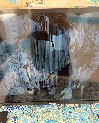 TV SAMSUNG 32’’ Smart (UE32T4300AKXZT)
