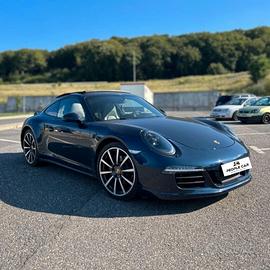 Porsche 911 3.4 Carrera 4 Coupé