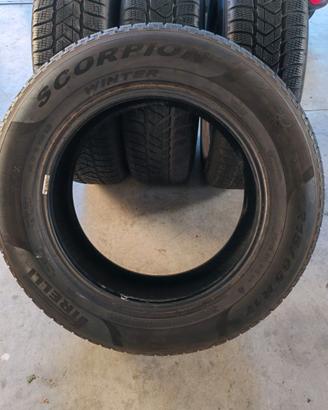 4 pneumatici 215 65 17