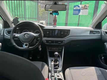 Volkswagen polo 2019 confortline