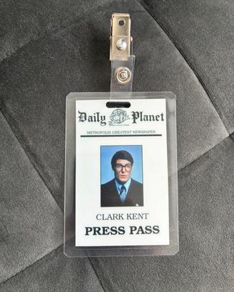 Prop Badge/Memorabilia Daily Planet Clark Kent