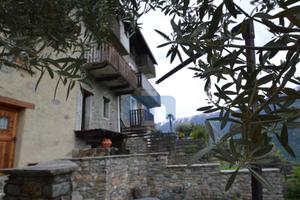 Casa indipendente di 100 m² con 4 locali a Tirano