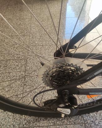 MTB Rockrider 5.2 (70km circa) + Bici City Cane