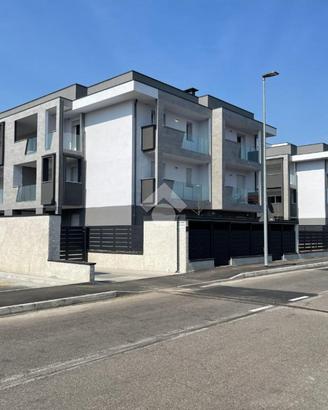 2 LOCALI A PADERNO DUGNANO