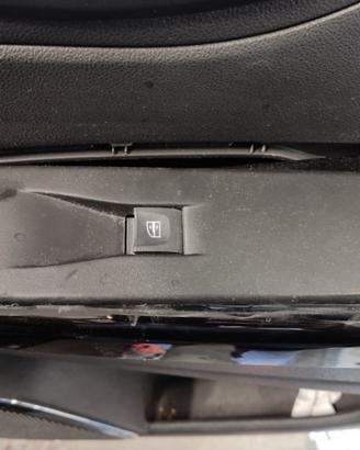 Comando vetri ant dx RENAULT CAPTUR del 2017