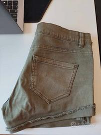 Pantaloncino shorts Jennyfer verde militare Tg.S