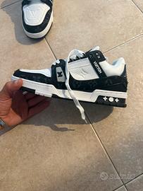 Sneakers LV nuove mai usate
