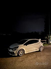 Renault Clio RS Trophy 086/250 Rs16 body kit