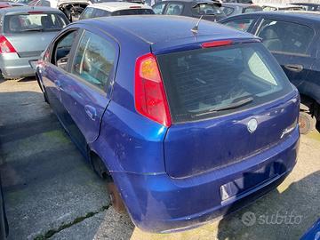 Fiat grande punto per ricambi