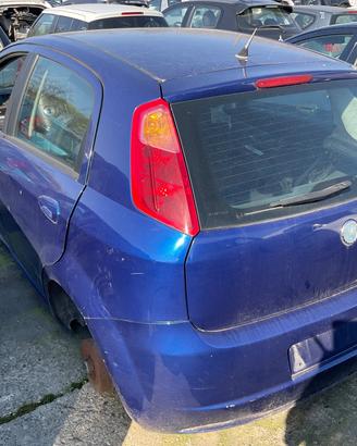 Fiat grande punto per ricambi