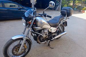 moto Guzzi Nevada 750