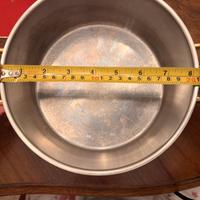 Pentola uso quotidiano manici oro