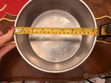 Pentola uso quotidiano manici oro