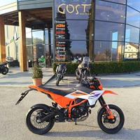 KTM 390 SMC R