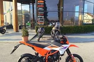 KTM 390 SMC R