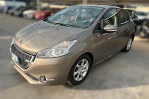 Peugeot 208 1.4 HDi 68 CV 5 porte Business