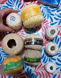 Lotto Gomitoli per ricamo uncinetto