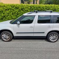 SKODA Yeti - 2015