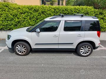 SKODA Yeti - 2015