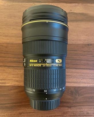 Nikon AF-S Nikkor 24–70mm f/2.8G ED