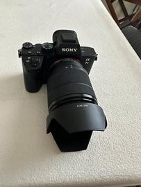 Fotocamera mirrorless Sony Alfa 7 tre, obbiettivo