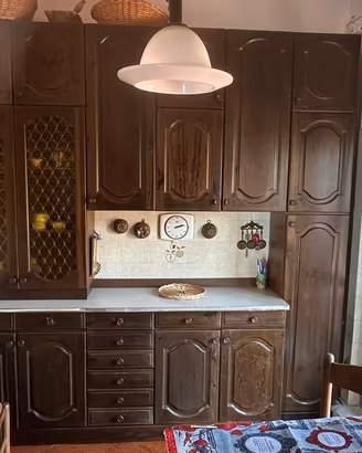 Cucina componibile in legno stile rustico