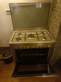 cucina professionale con forno a gas 90cm