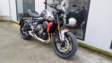 Triumph trident 660
