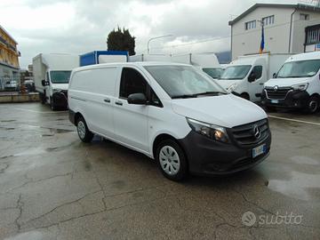 Mercedes Benz vito