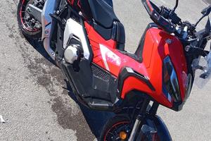 HONDA X ADV