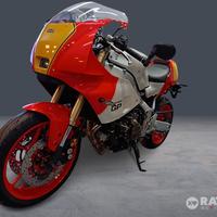 YAMAHA XSR 900