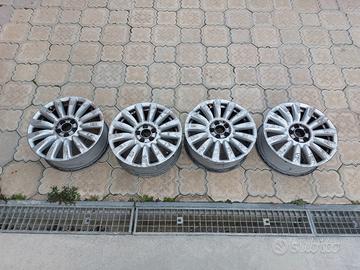 500 r16