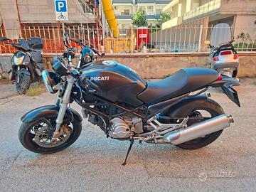 Ducati monster 750 ie 2002